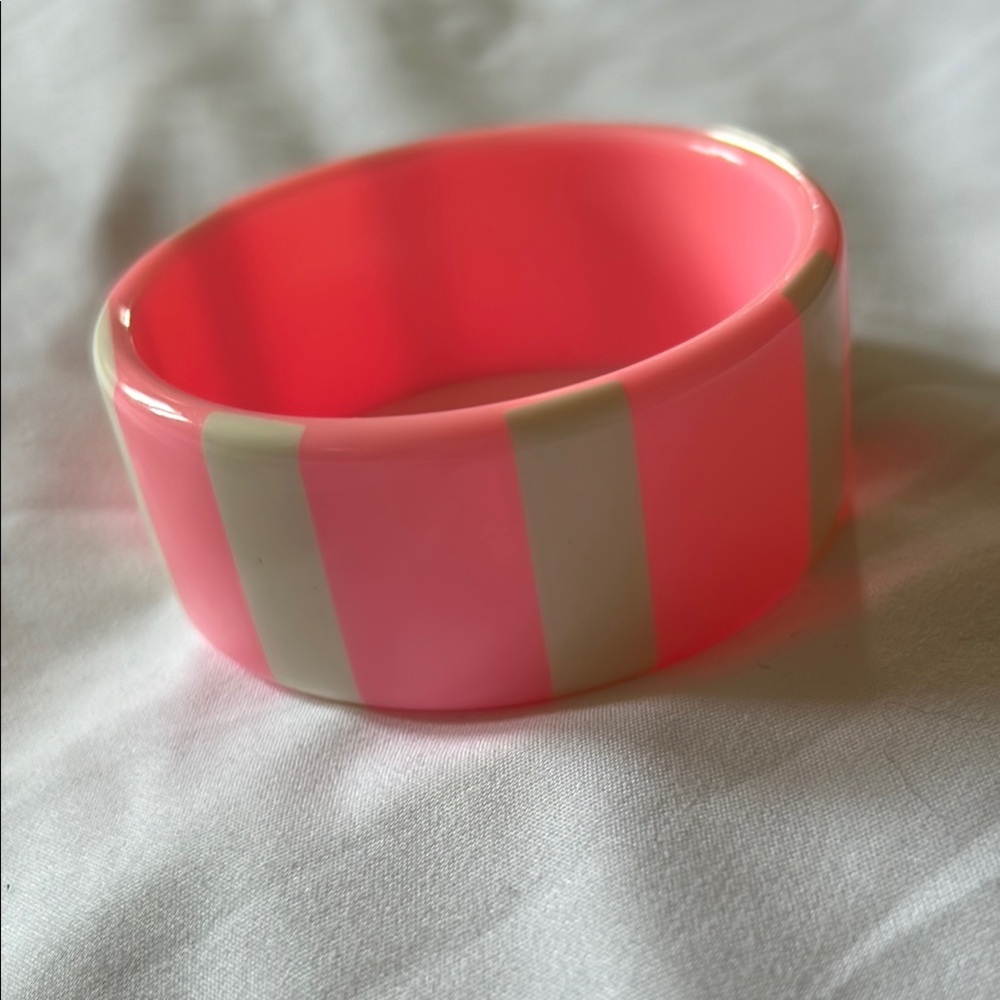 Vintage Victoria’s Secret slip on bangle gwp